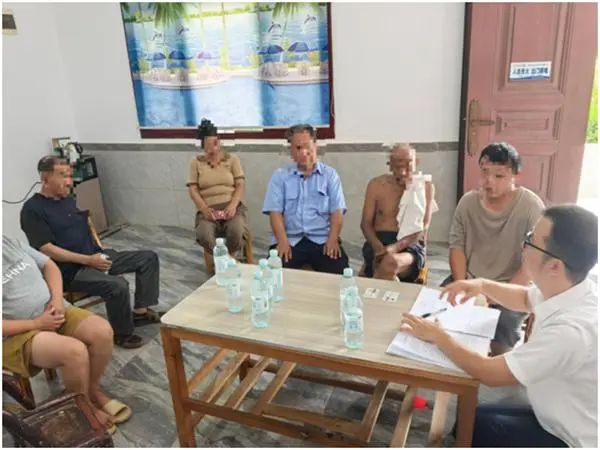 存款困在银行 亲情悬在赡养 “公证+调解”巧破遗产继承与赡养困局