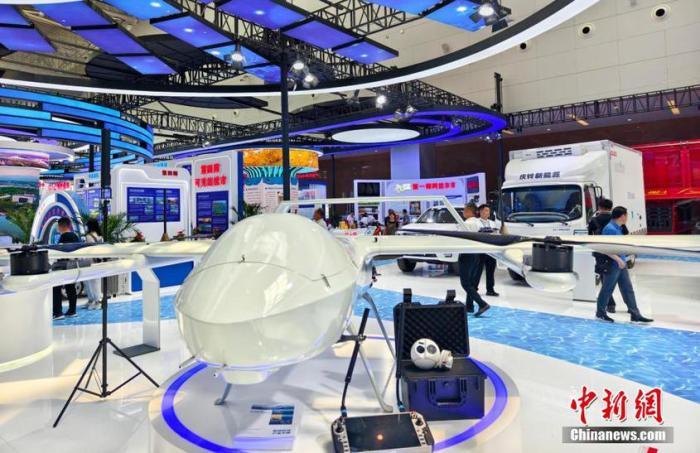 -一带一路-锚定合作与发展，共建“一带一路”倡议为世界提供确定性答案｜国际识局