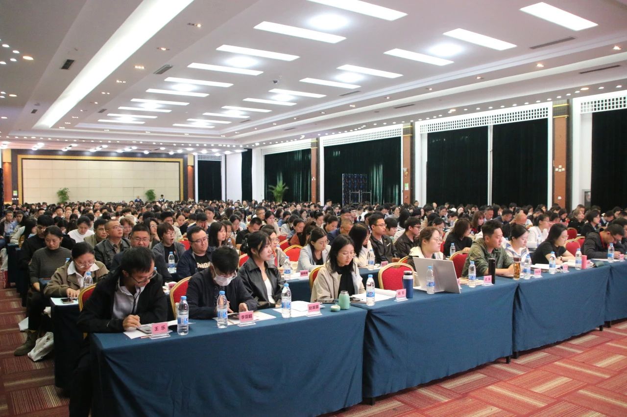 打造法律职业人员职前培训高端品牌，2024年我校开展大规模、体系化、全覆盖全国公证员教育培训