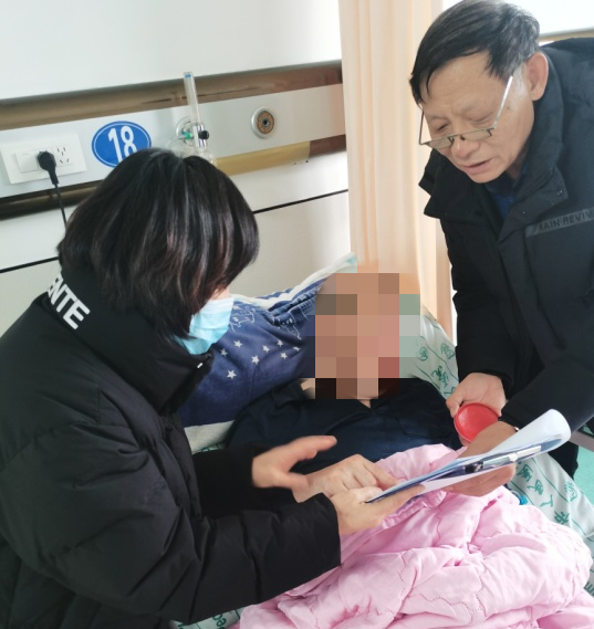 公证处开辟“绿色通道” 暖心助民解“过户”难题