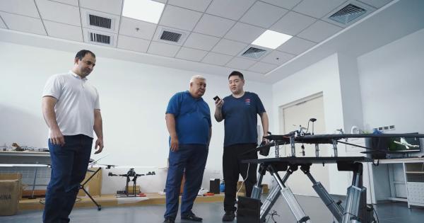 -一带一路-“一带一路”——我们共同的路｜跨越时区的坚守 智慧赋能共筑“空中丝路”