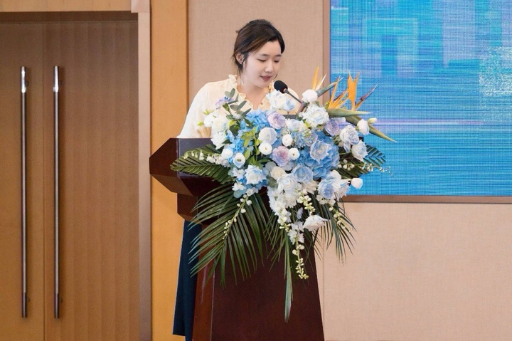 周娜律师主持“企业境外投资链风险防控与机遇挖掘”沙龙