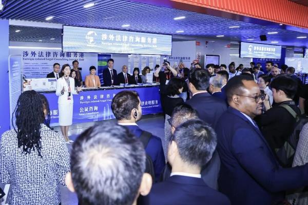 广州举办驻穗领团走近广交会涉外法律服务宣介活动7