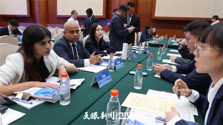 “一带一路”中国（贵州）南亚、东南亚工商界合作对话会举行2